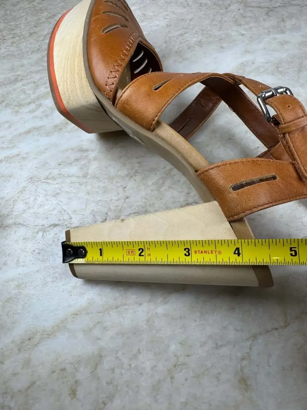 DV Dolce Vita Brown Leather Strappy Peep Toe Wedge Sandals Women’s Size 7
